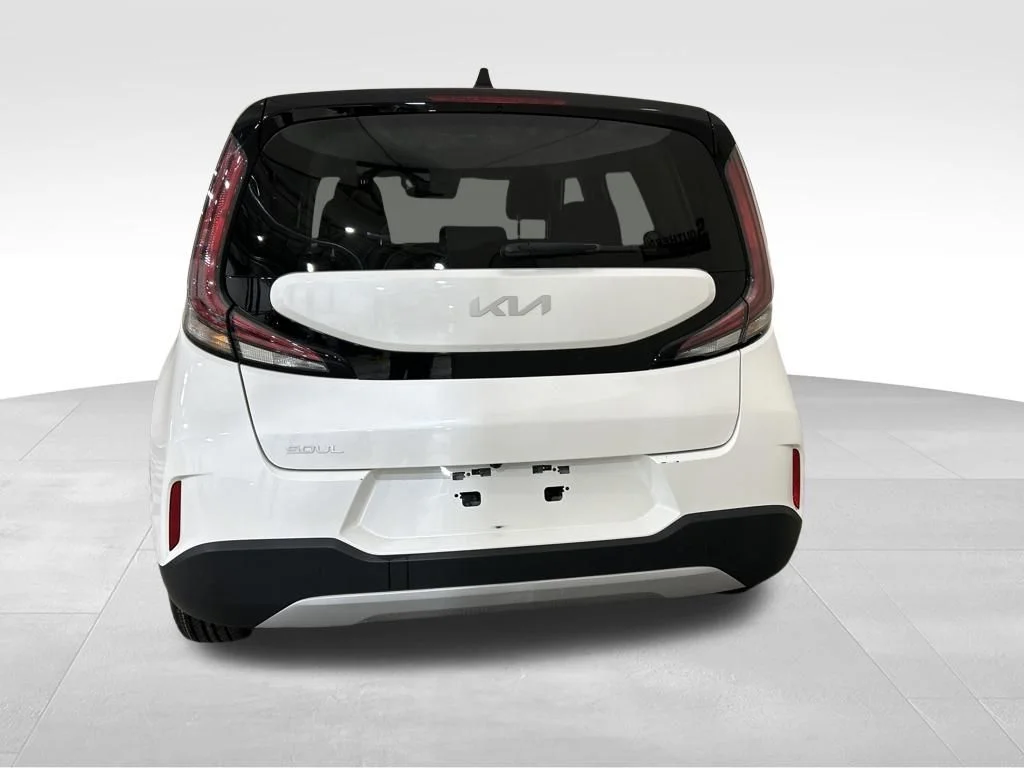 Used 2023 White Kia LX image 4