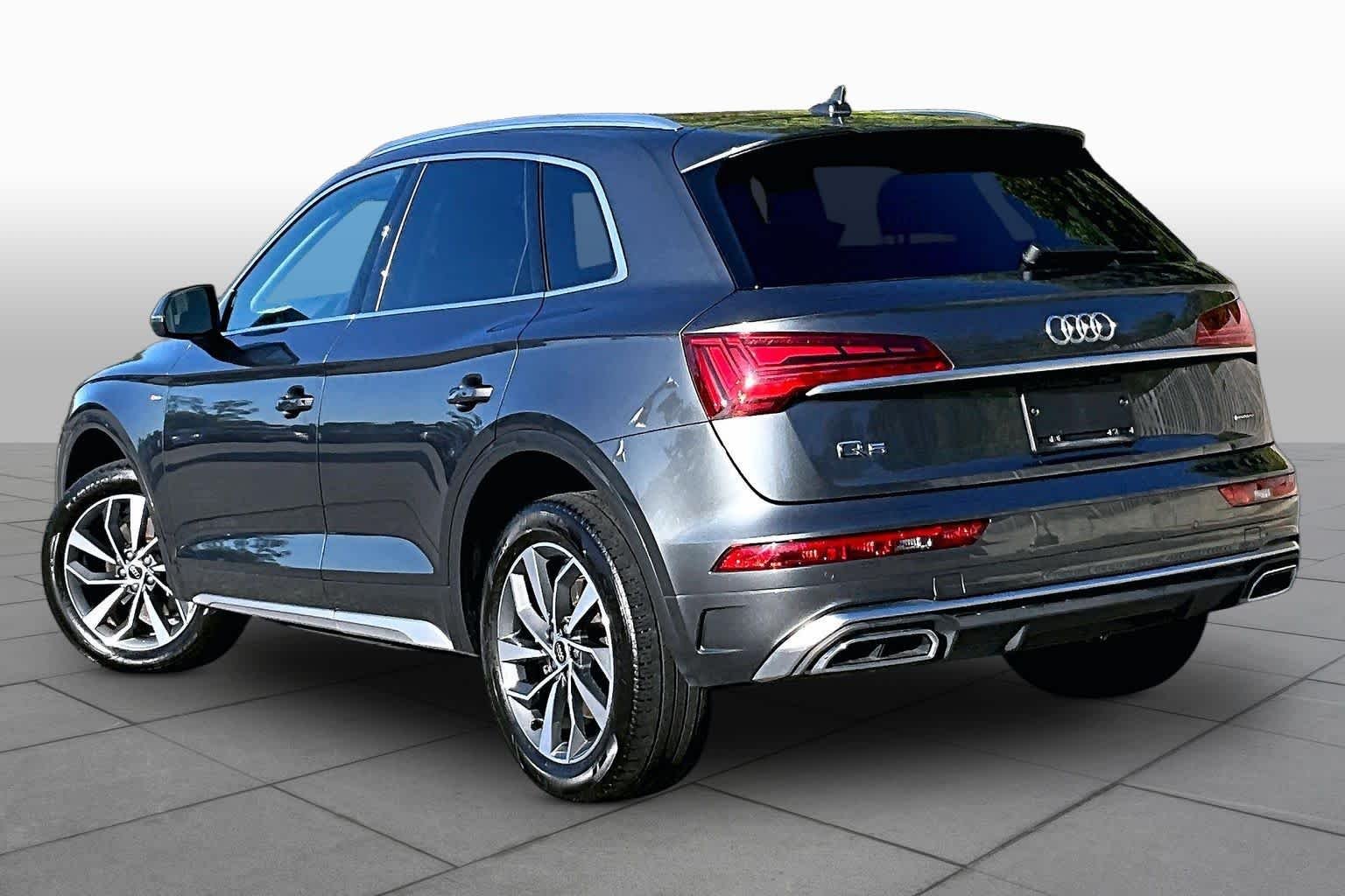 Used 2024 Daytona Gray Pearl Effect Audi S line Premium Plus image 12