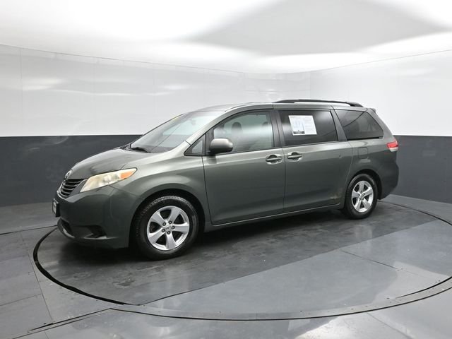 2013 Toyota Sienna LE
