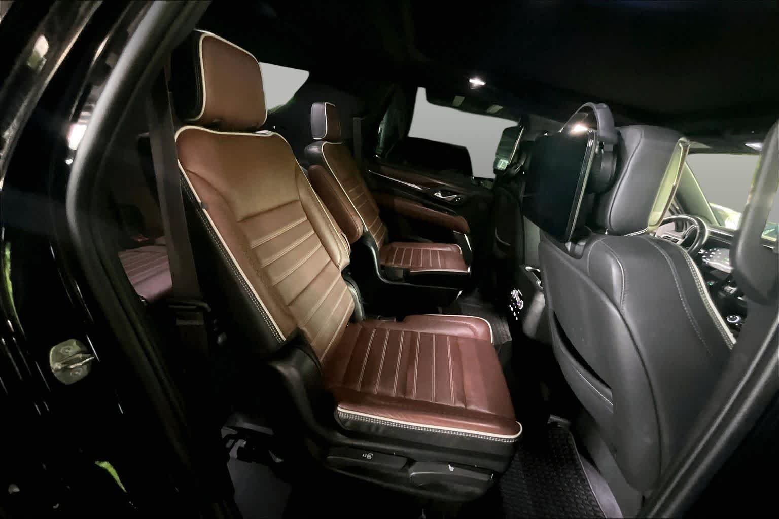 Used 2023 Onyx Black GMC Denali Ultimate image 39