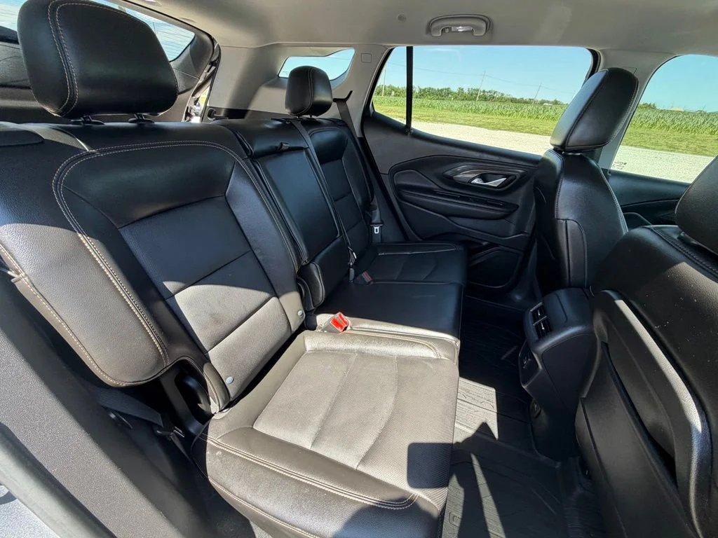 Used 2021 Gray GMC SLT image 31