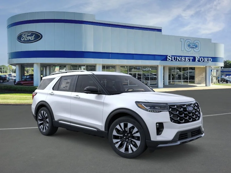 New 2026 Star White Metallic Tri-Coat Ford Platinum® image 7