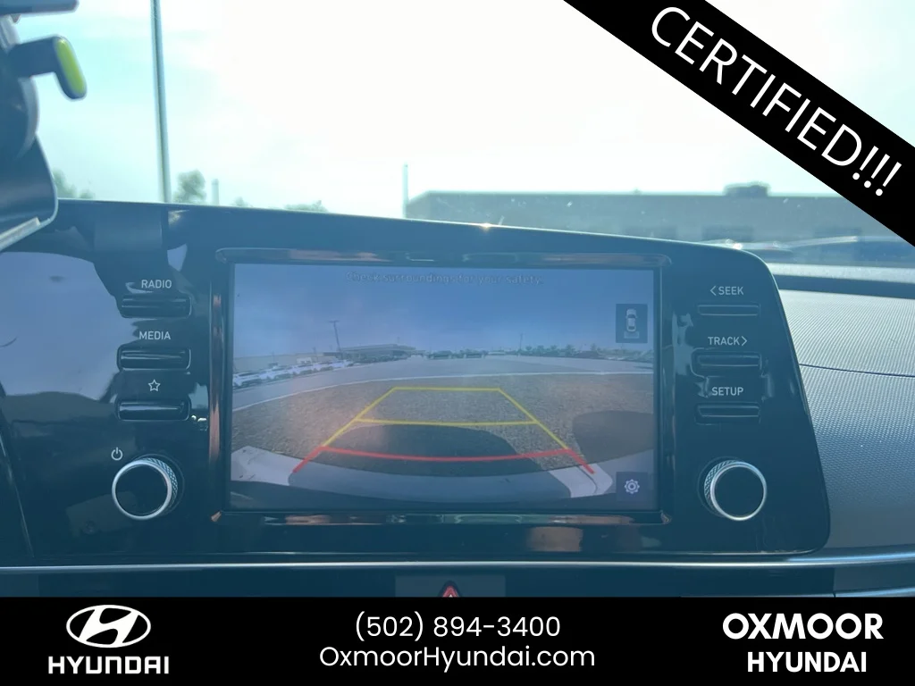 Used 2022 Phantom Black Hyundai SEL image 11