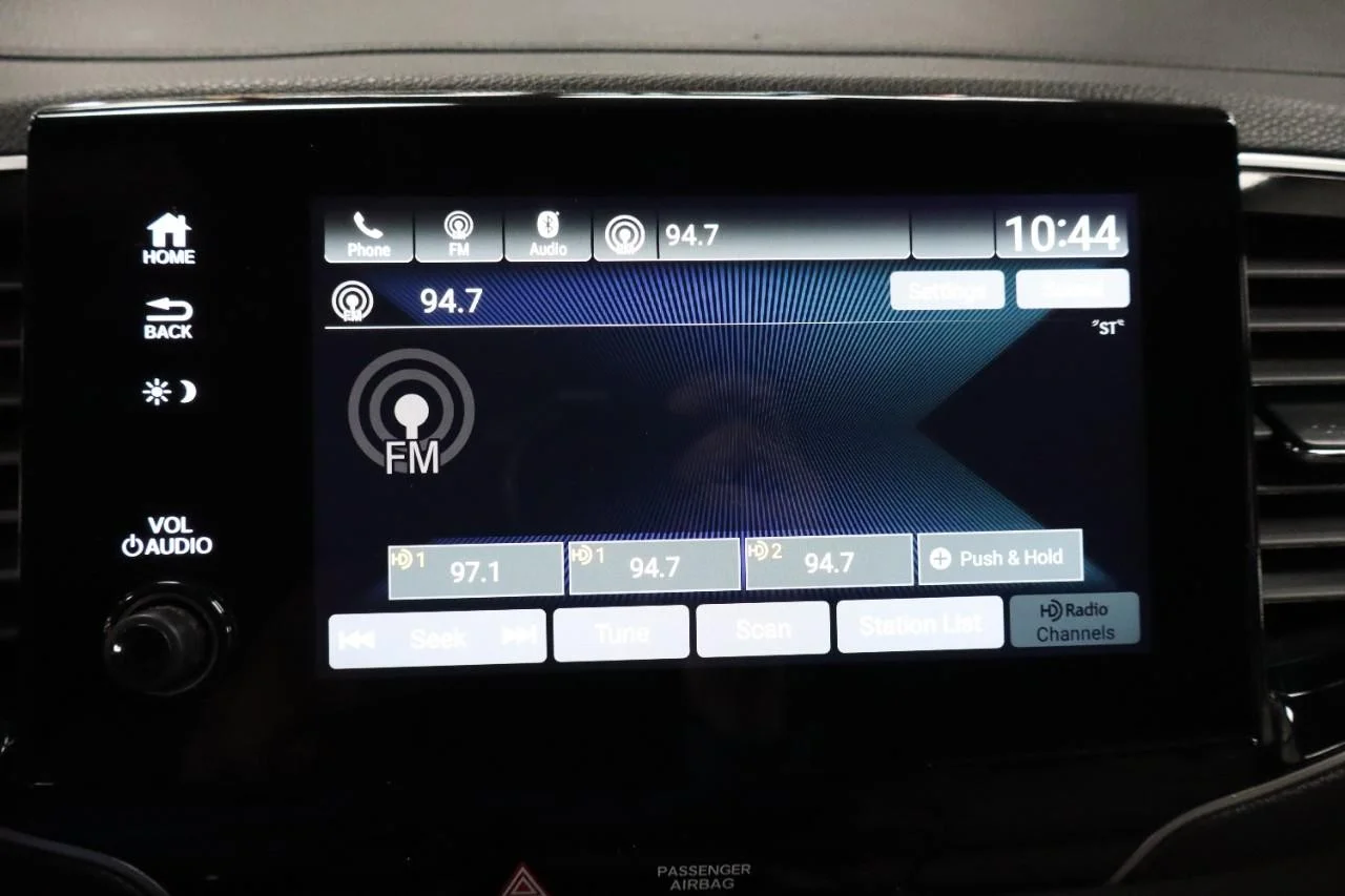 2022 Honda Pilot SE - Photo 17