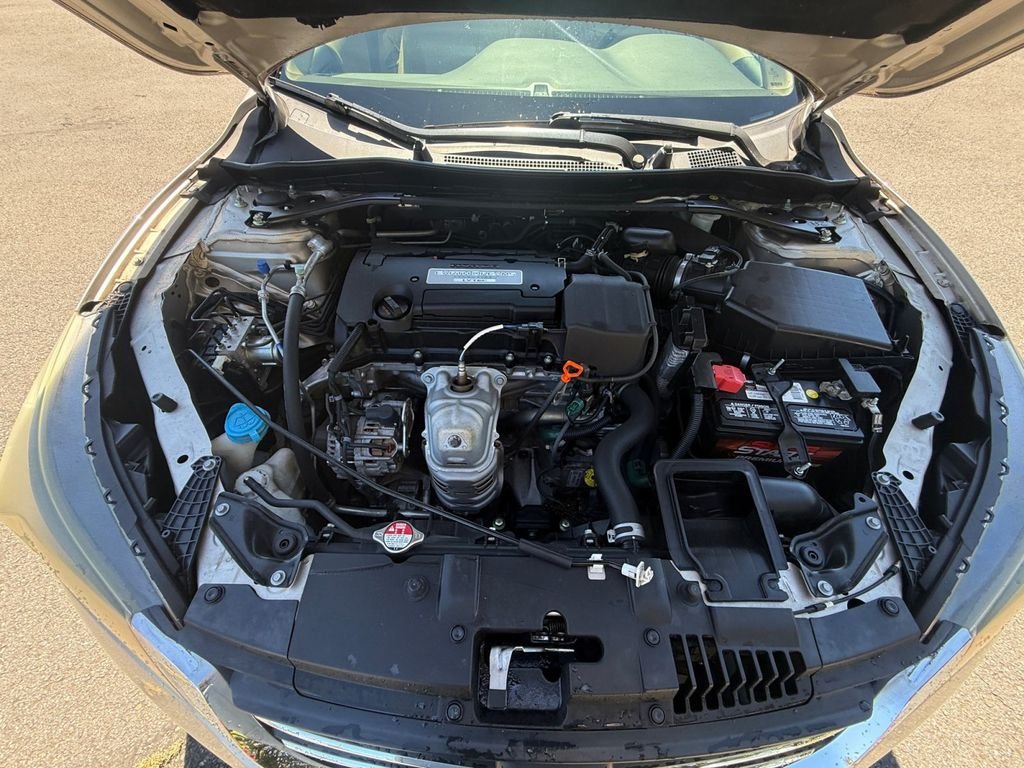 Used 2015 Gold Honda EX-L image 20