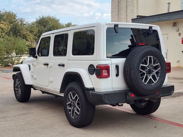 Used 2024 White Jeep Sahara image 5