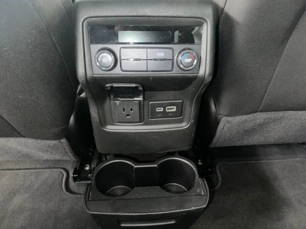 2023 GMC Acadia SLE - Photo 21