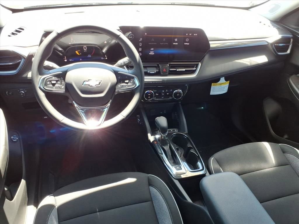 New 2026 Mosaic Black Metallic Chevrolet LT image 23