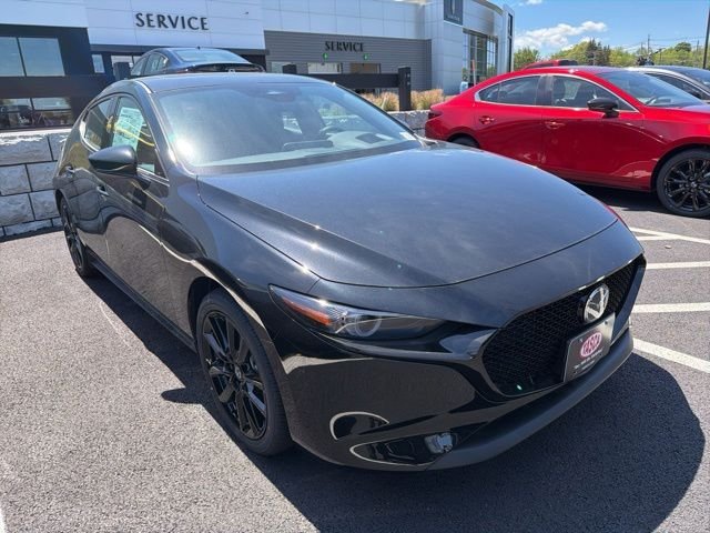2026 Mazda CX-3 Premium MT 5-Door SKYACTIV's photo