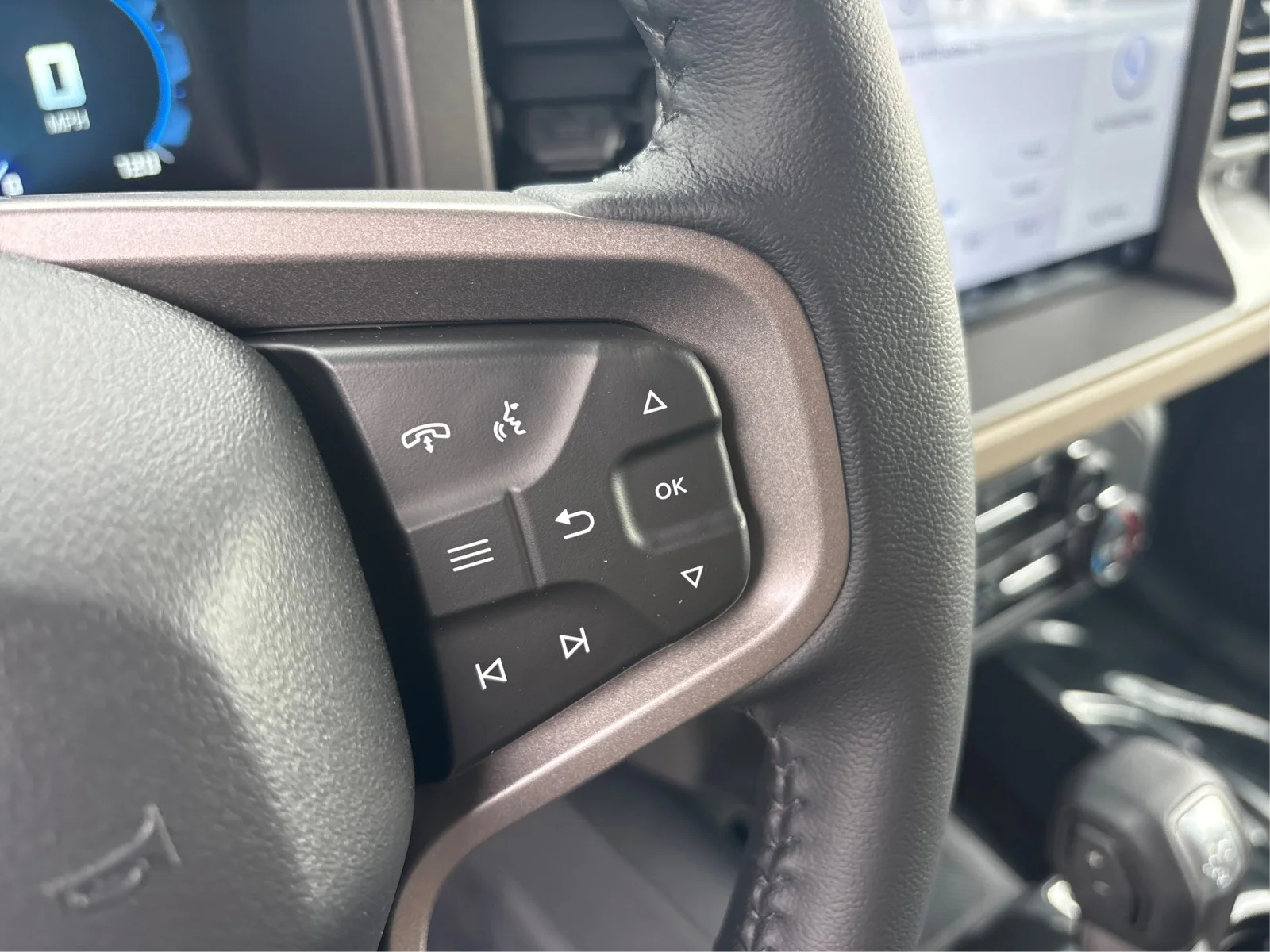 New 2026 Avalanche Gray Ford Big Bend® image 23