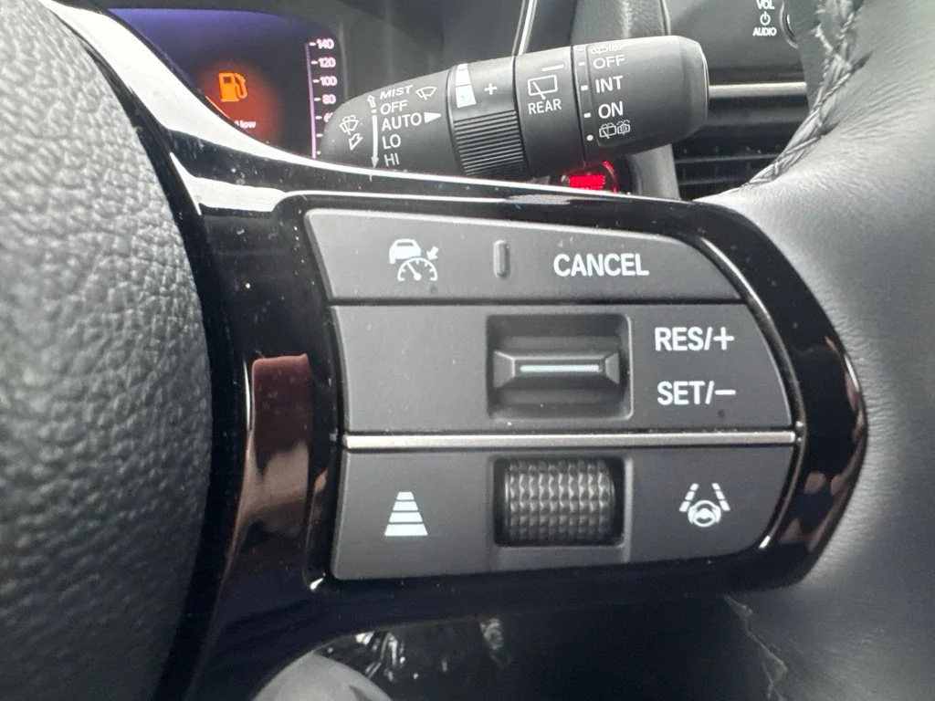 Used 2026 White Honda Elite image 40