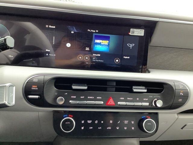 New 2026 Silver Metallic Hyundai SEL Premium image 20