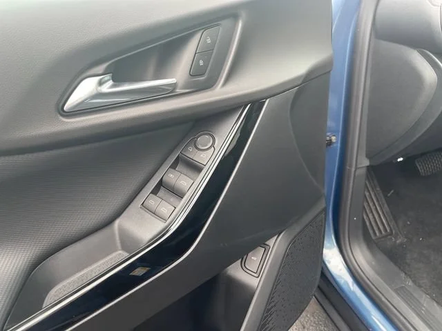 New 2027 Lakeshore Blue Metallic Chevrolet LT image 12