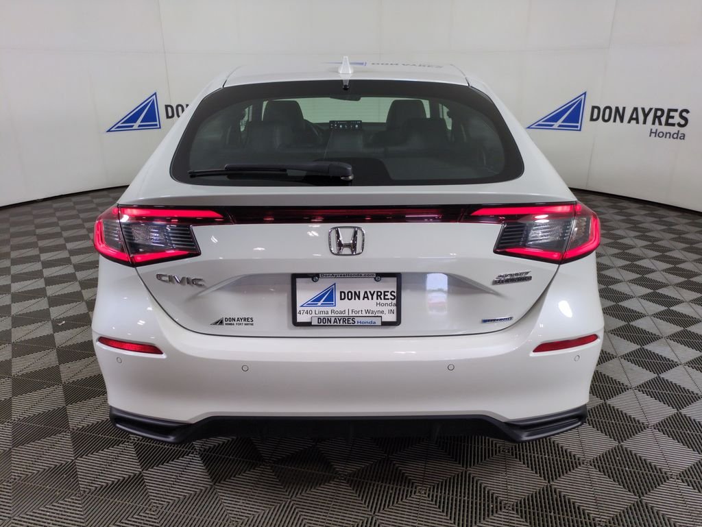 Certified Used 2025 Platinum White Pearl Honda Sport Touring image 5