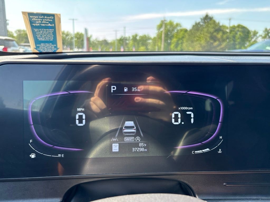 Used 2024 Blue Kia X-Line image 24