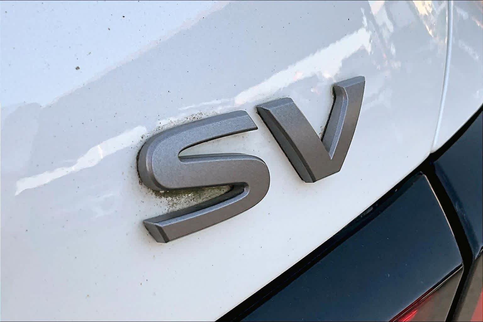 Used 2024 Pearl White Tricoat Nissan 2.5 SV image 10