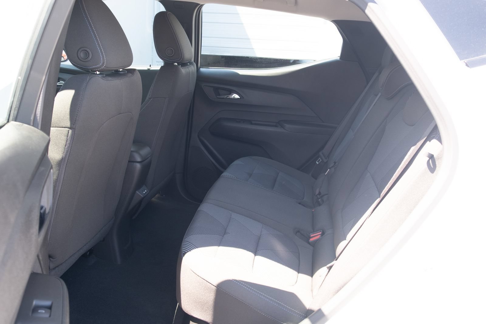 New 2027 Summit White Chevrolet LT image 14