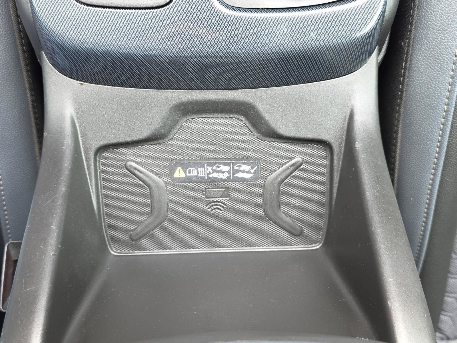 Used 2019 Black Chevrolet Z71 image 22