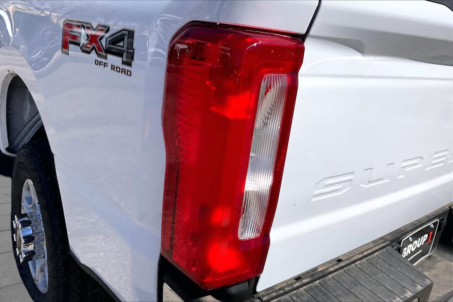New 2026 Oxford White Ford F-350® XLT image 14