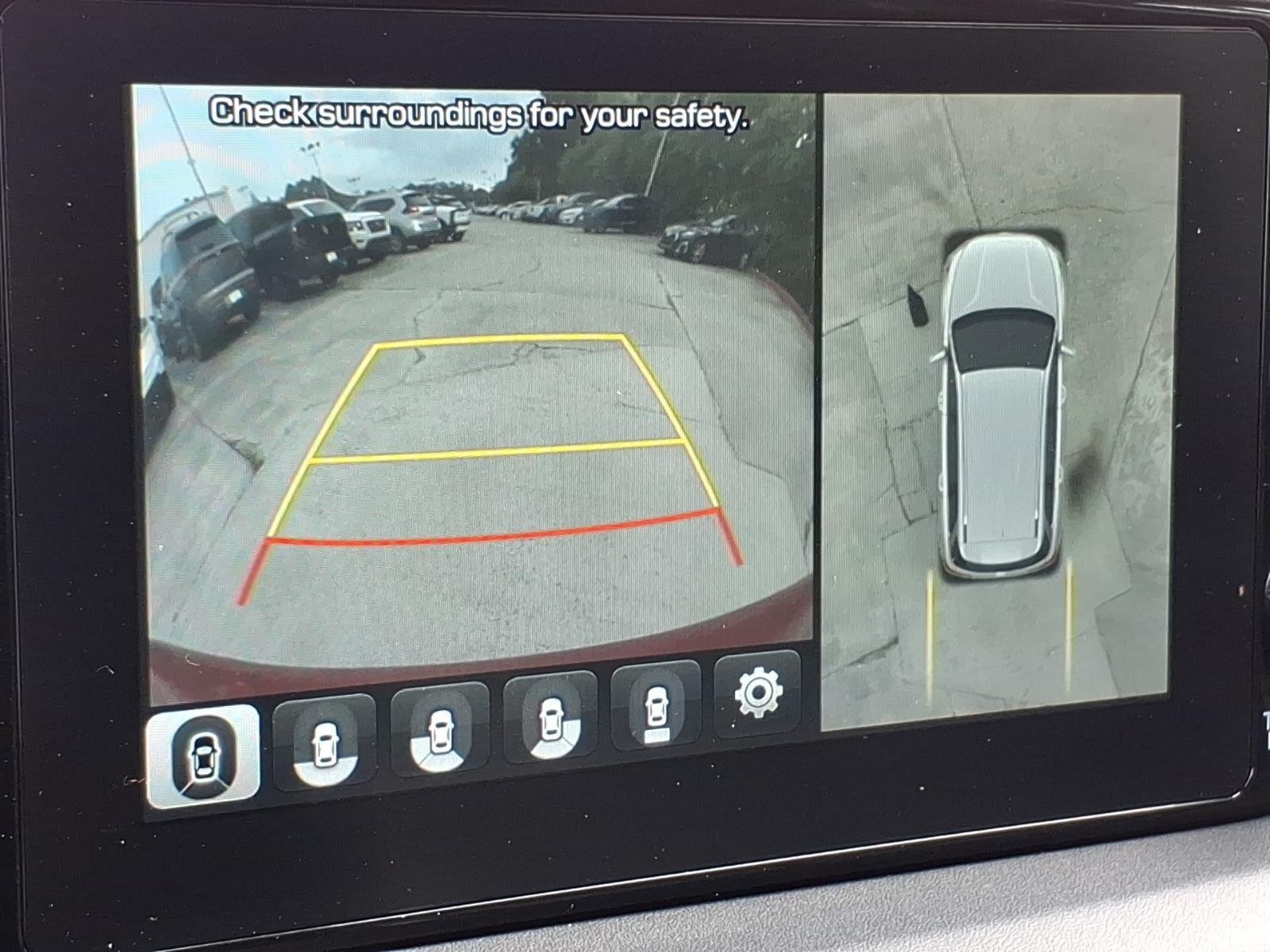 Used 2020 Lava Orange Hyundai Limited image 19