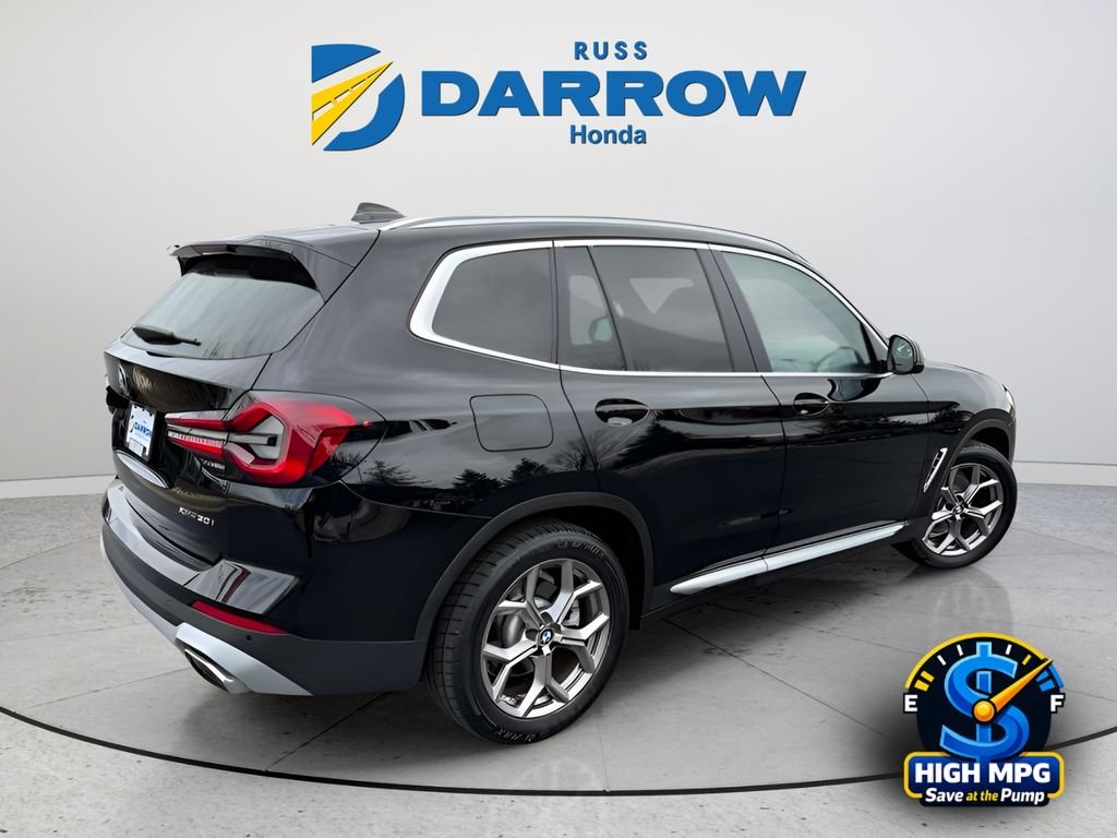Used 2023 Black BMW xDrive30i image 5