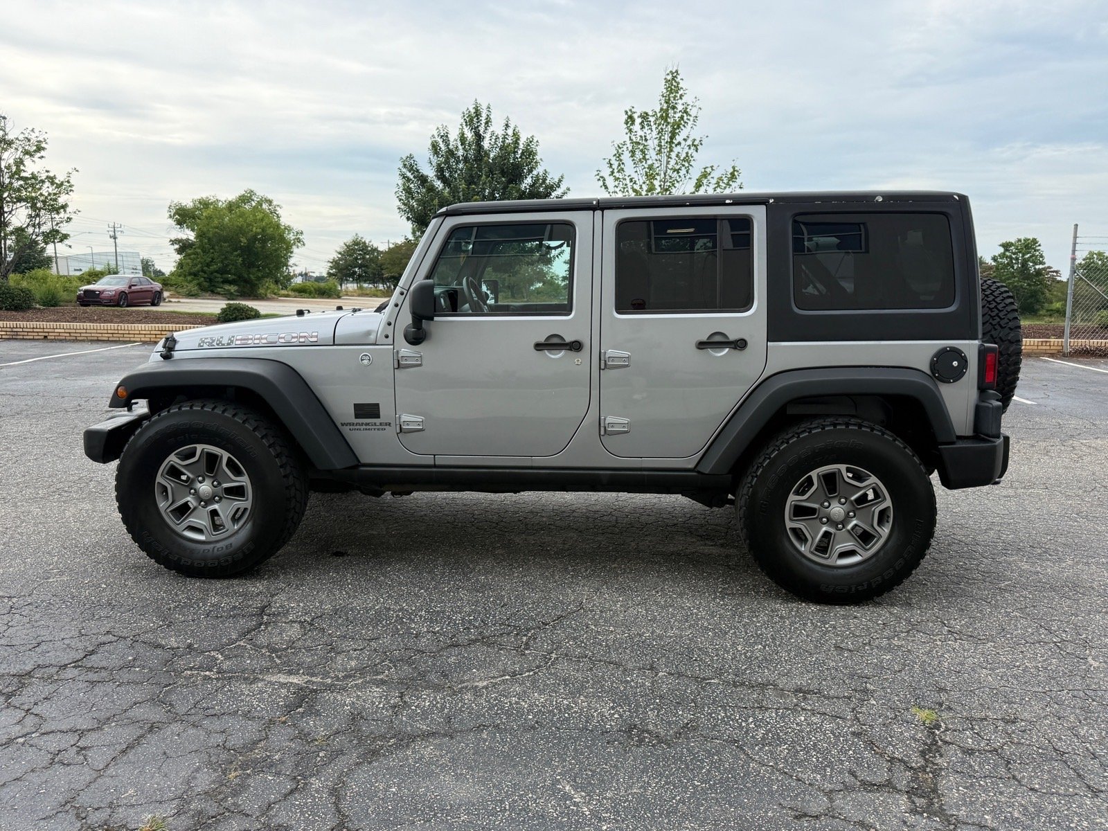 Used 2014 Billet Silver Metallic Clear Coat Jeep Rubicon image 6