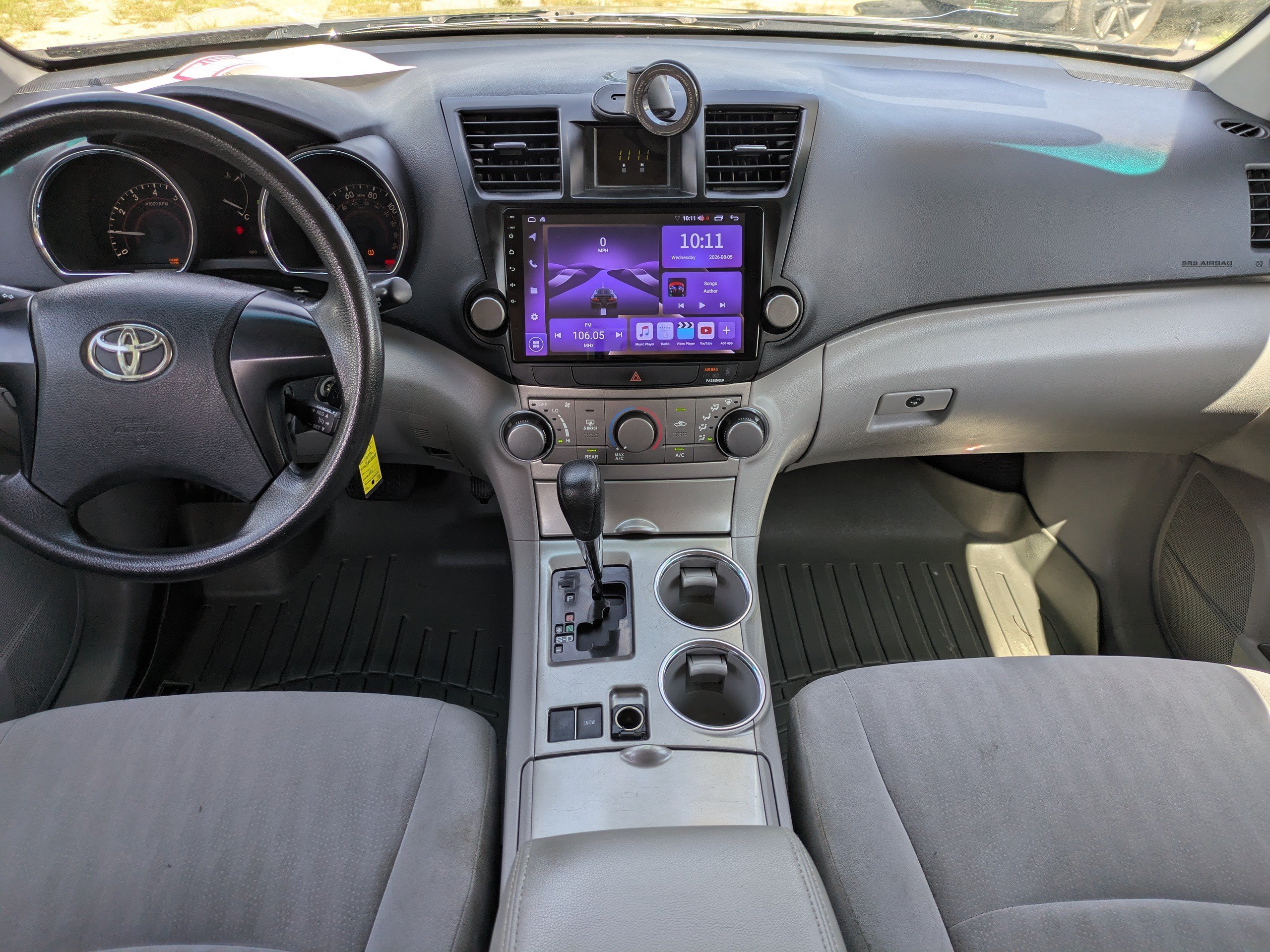Used 2012 Red Toyota  image 14