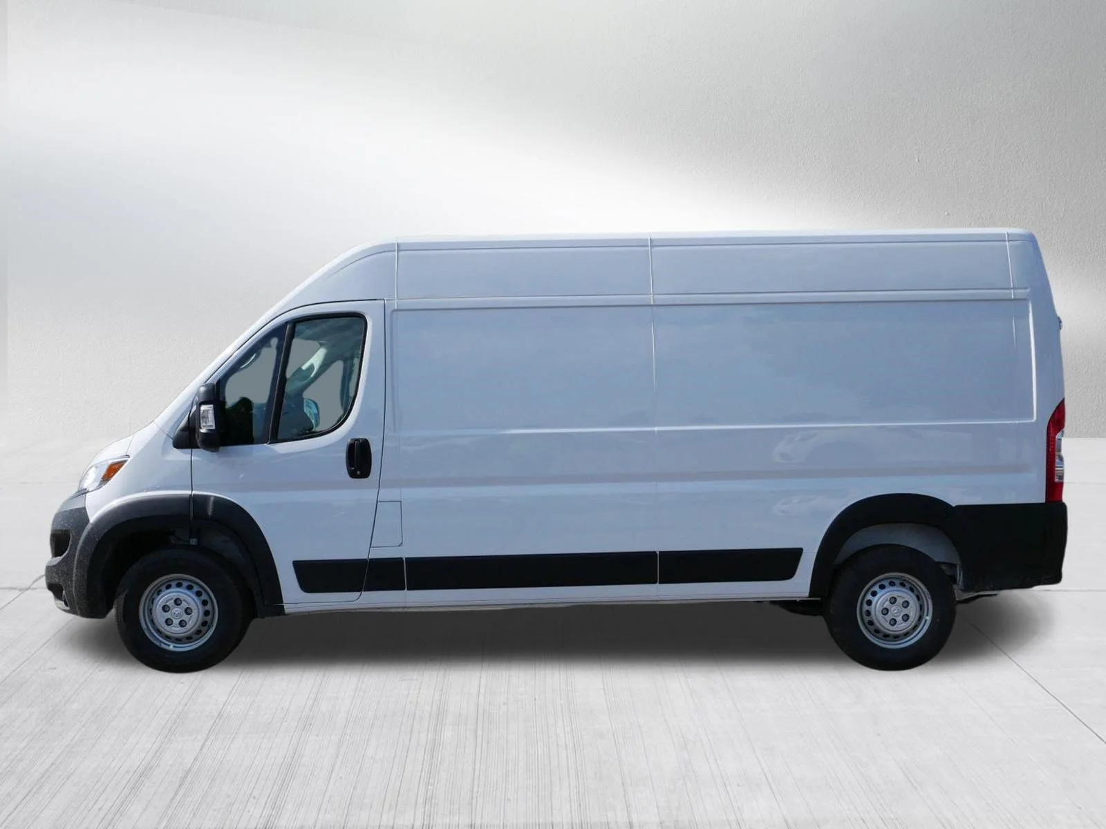 New 2026 Bright White Clearcoat RAM Tradesman image 4