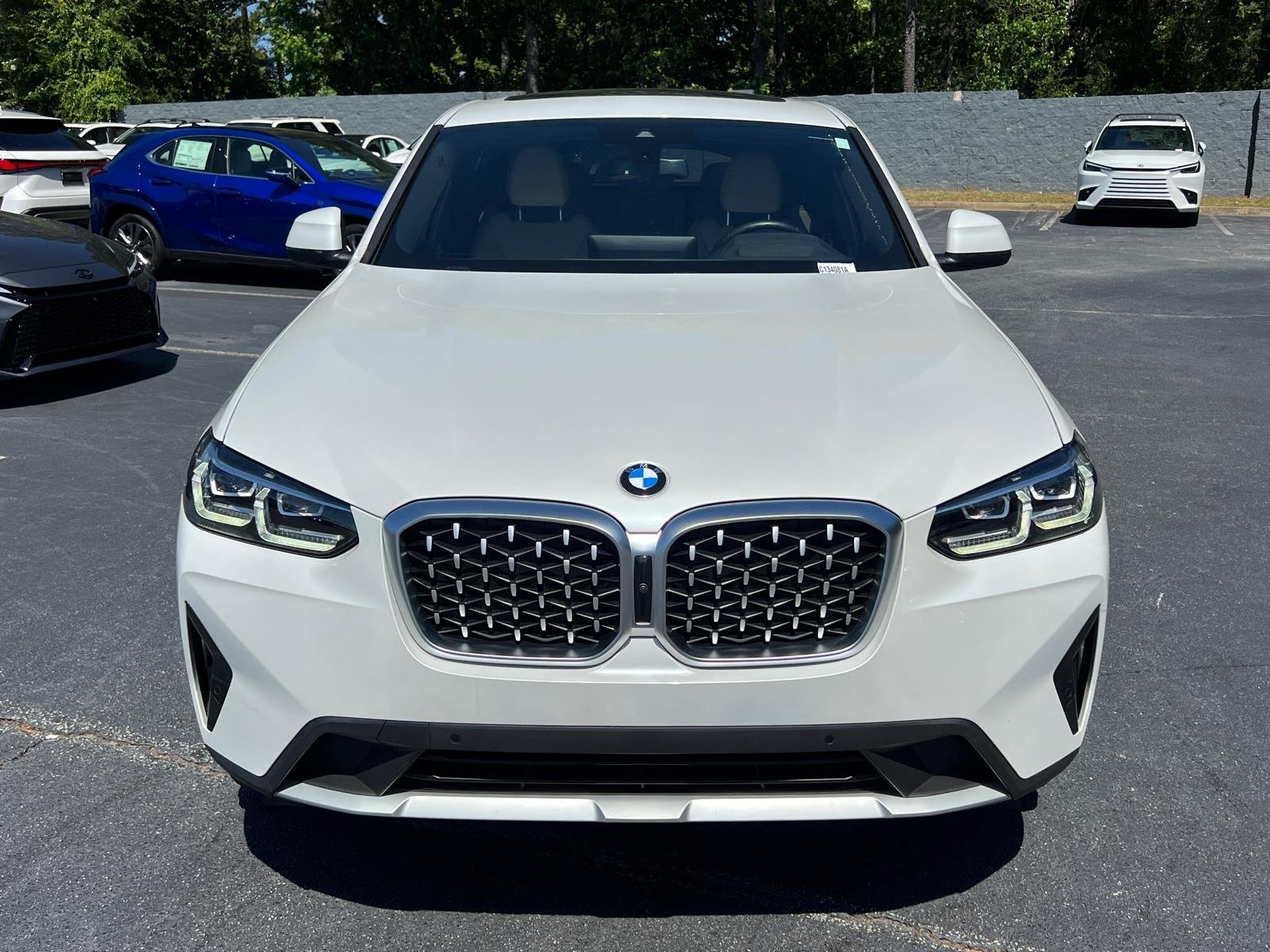Used 2025 Mineral White Metallic BMW xDrive30i image 2