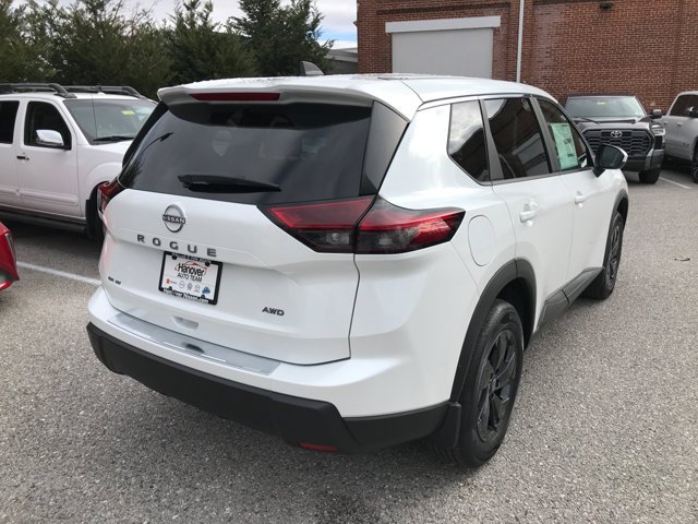 New 2026 Everest White Pearl Tricoat Nissan SV image 6
