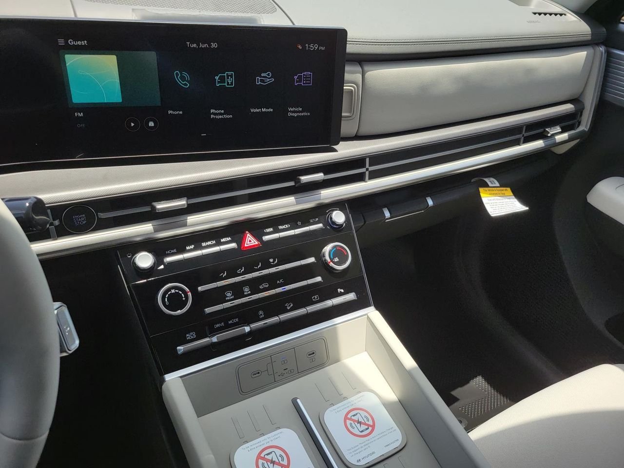 New 2026 Phantom Black Hyundai SE FWD image 18