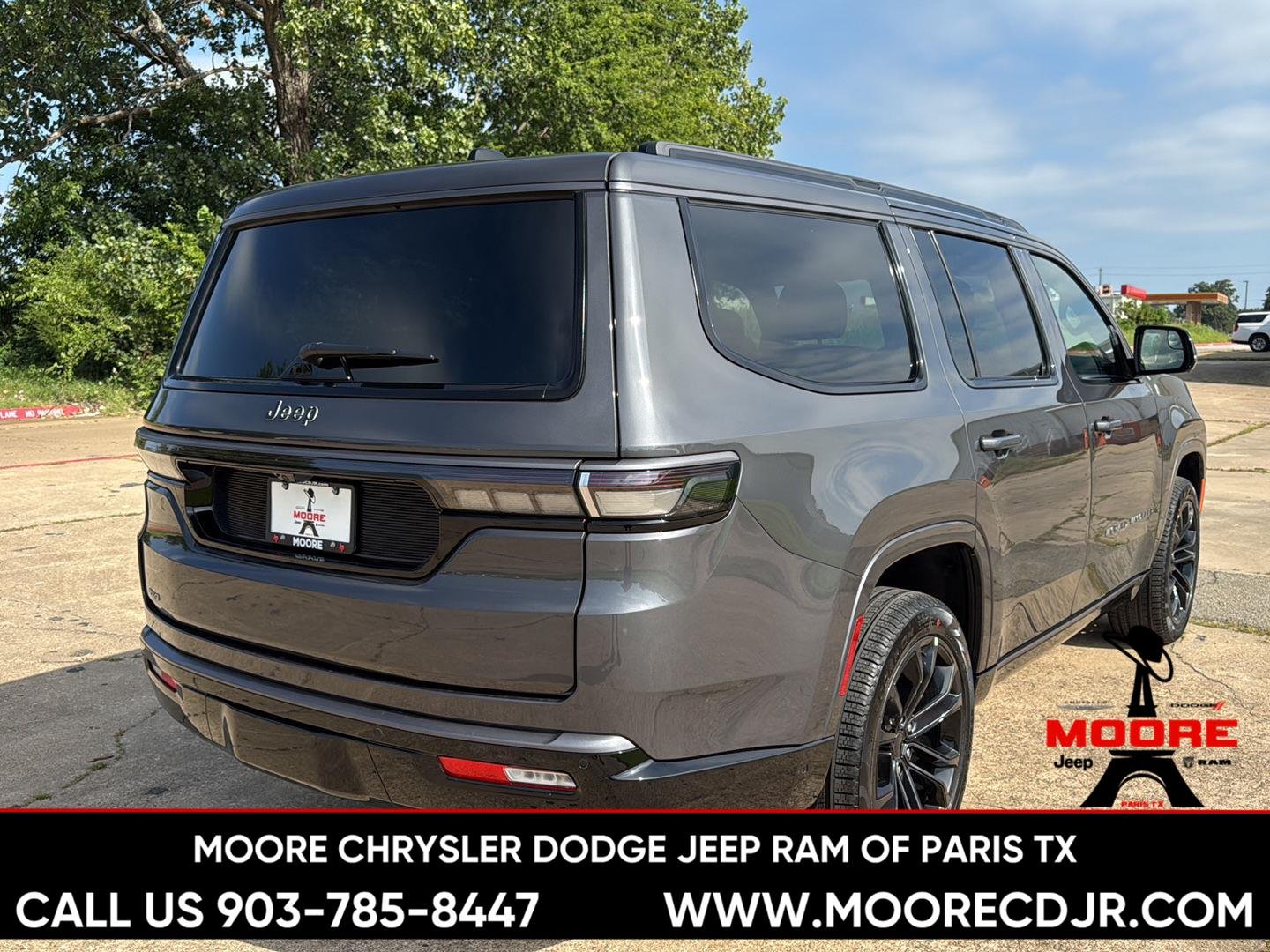 New 2026 Baltic Gray Metallic Clearcoat Jeep Summit Obsidian image 7