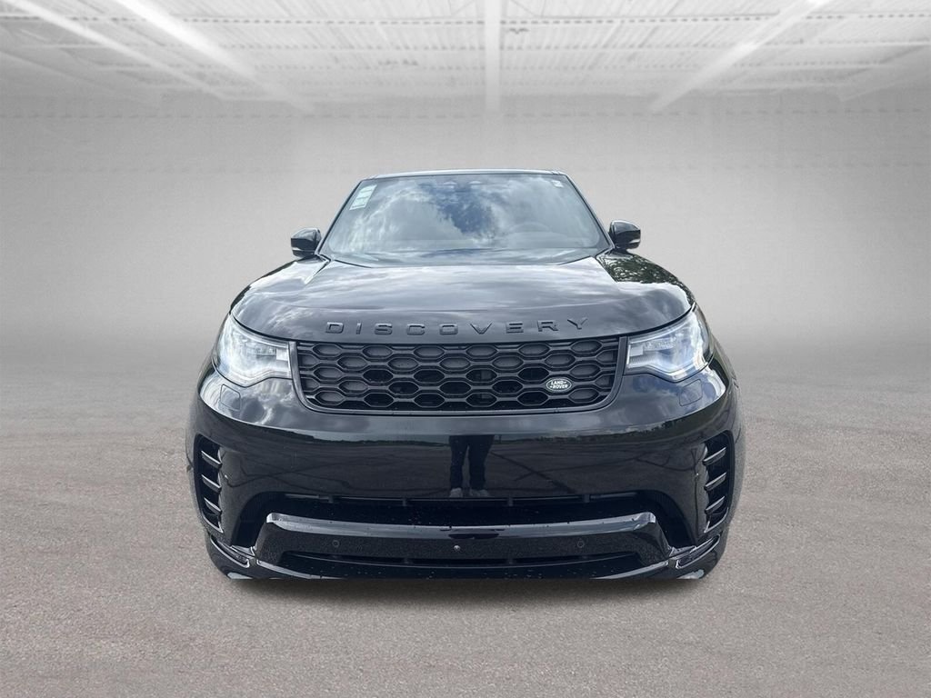 Used 2025 Black Land Rover Dynamic SE image 8