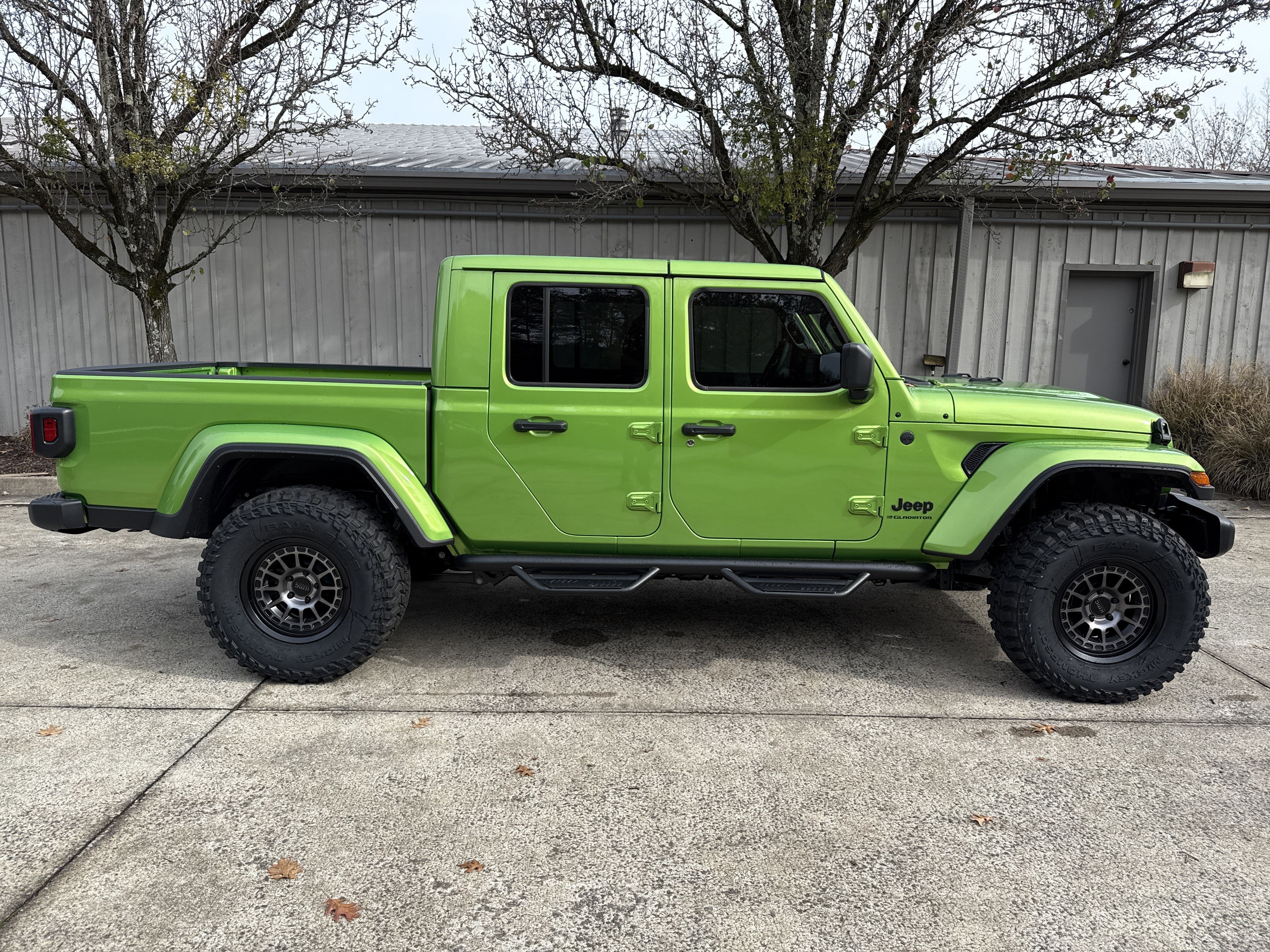 New 2025 Mojito Exterior Paint Jeep Sport S image 9