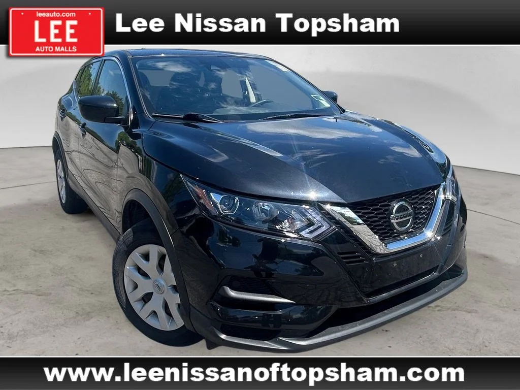 Used 2020 Magnetic Black Pearl Nissan S image 8
