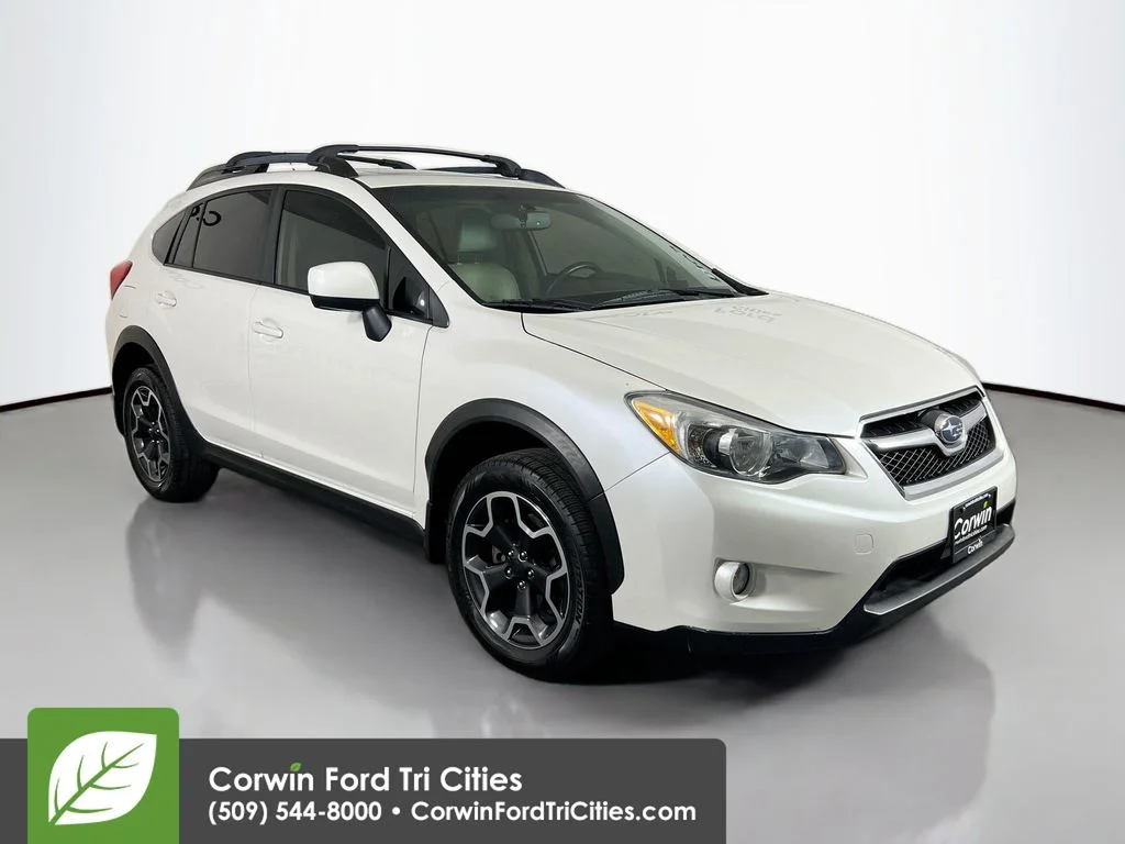 Used 2013 Satin White Pearl Subaru 2.0i Limited image 1