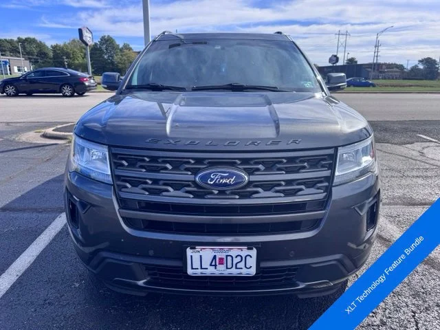 Used 2019 Magnetic Metallic Ford XLT image 8