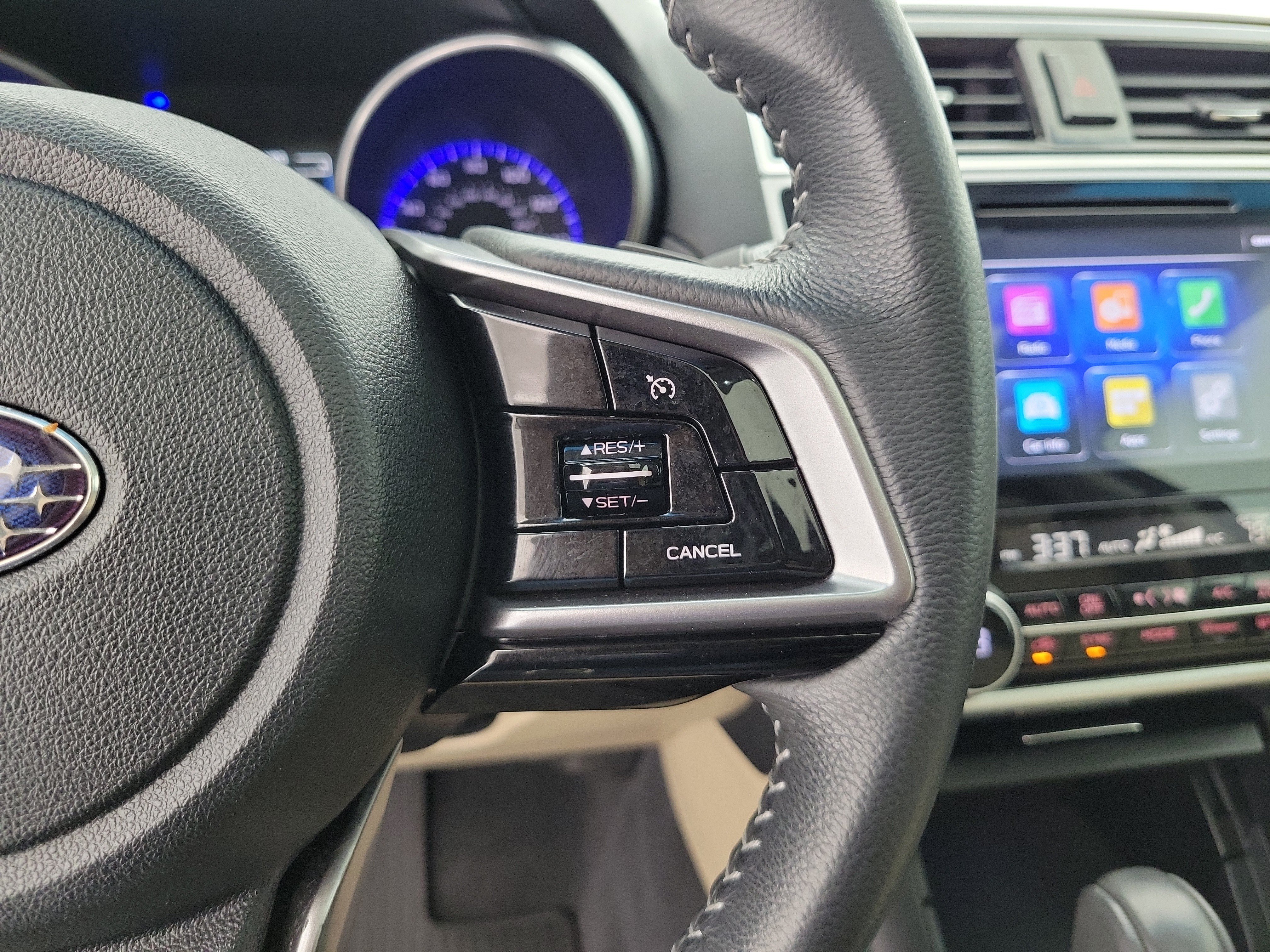 Used 2018 Crystal Black Pearl Subaru 3.6R image 26