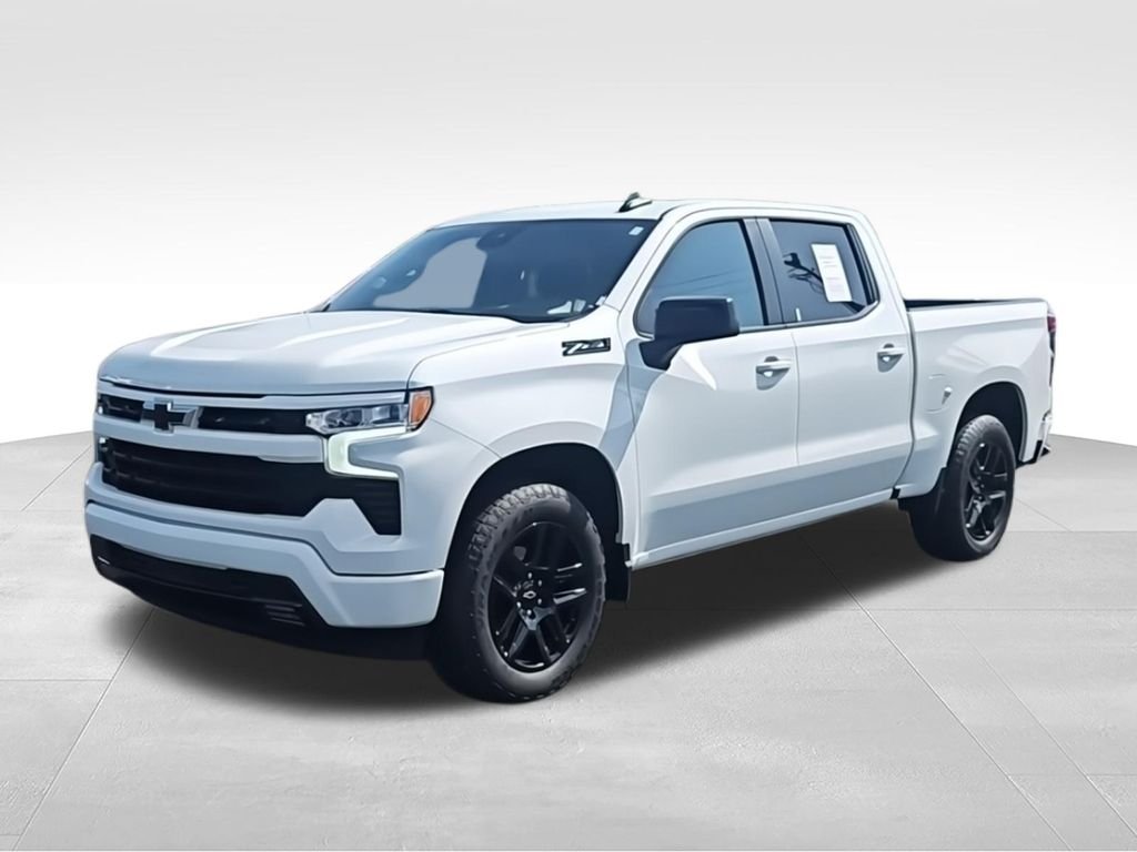 Used 2024 White Chevrolet RST image 4