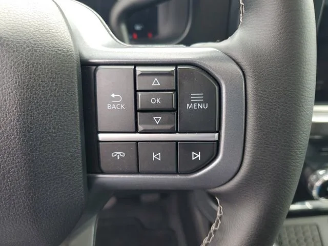 Used 2025 Avalanche Ford XL image 13