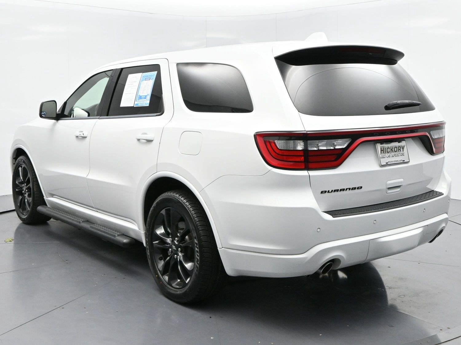Used 2022 White Knuckle Clearcoat Dodge SXT image 5