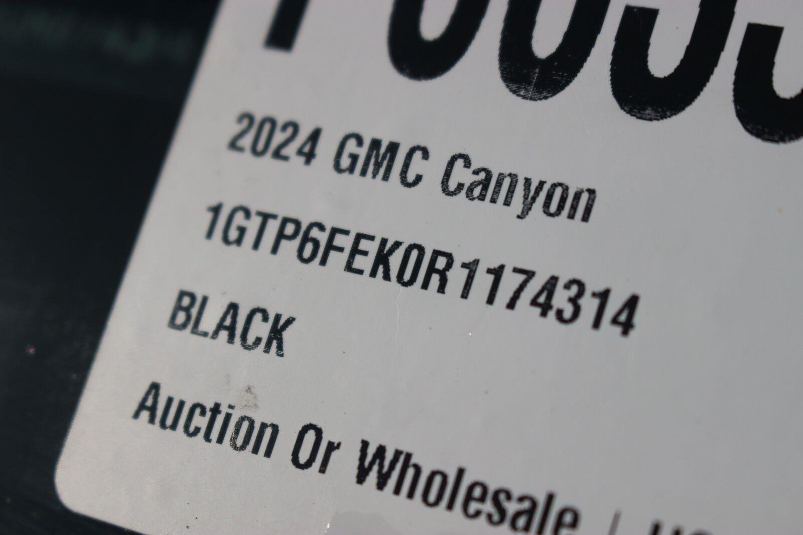 Used 2024 Onyx Black GMC Denali image 40