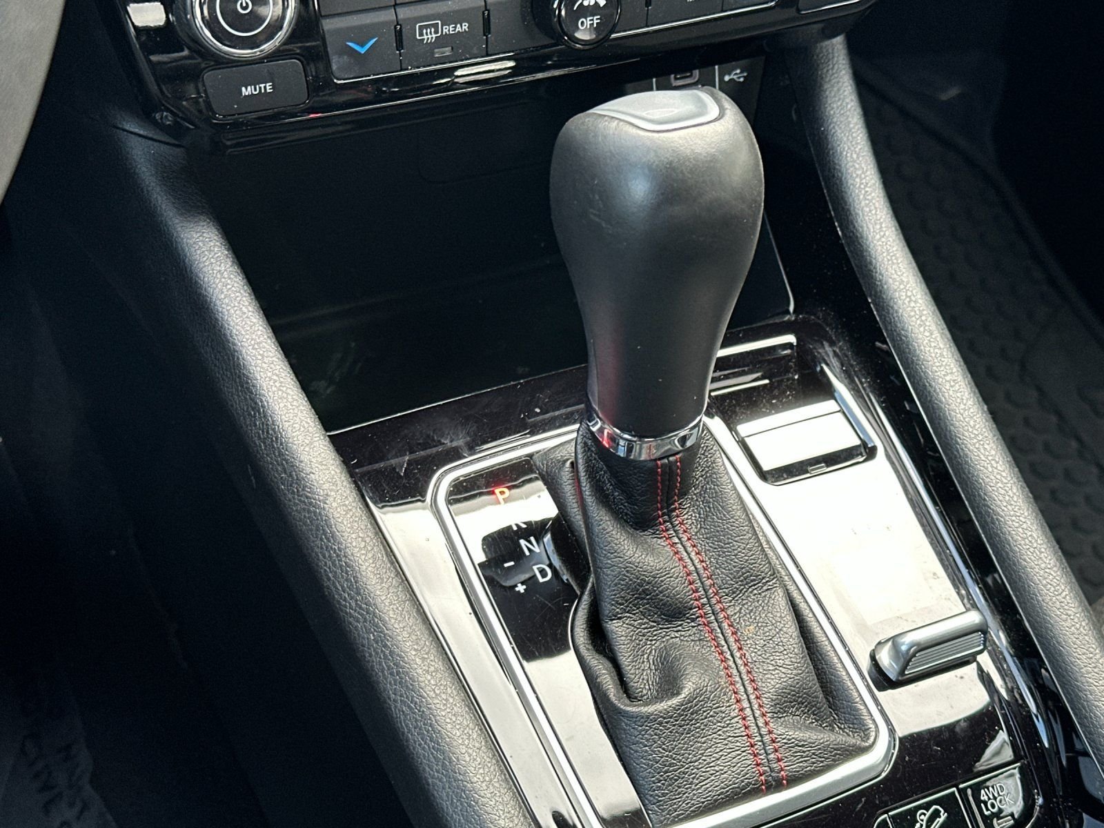 Used 2025 Silver Jeep Trailhawk image 20