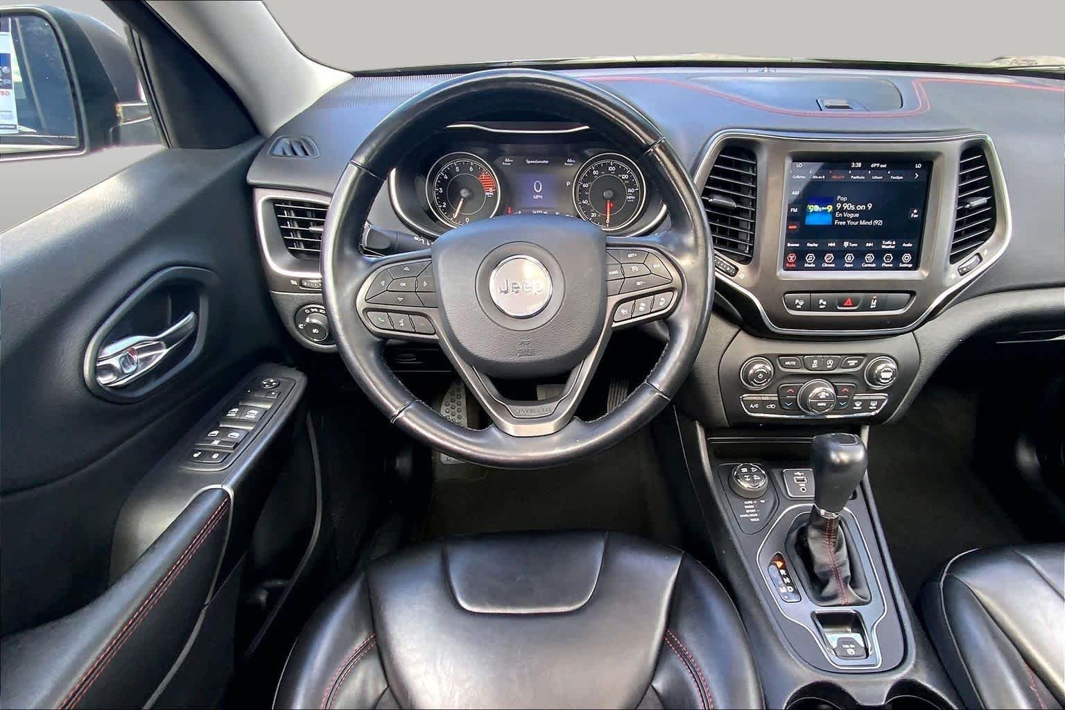 Pre-Owned 2020 Jeep Cherokee Trailhawk