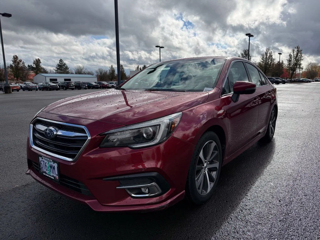 Used 2019 Crimson Red Pearl Subaru 2.5i image 3