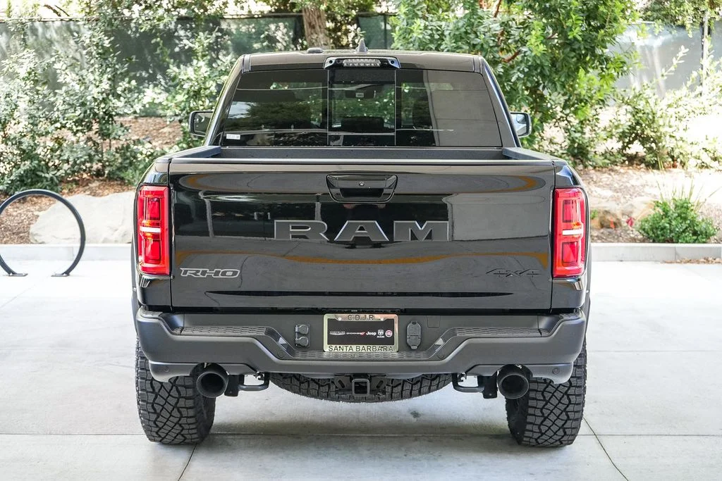 New 2026 Diamond Black Crystal Pearl-Coat Exterior Paint RAM RHO image 5