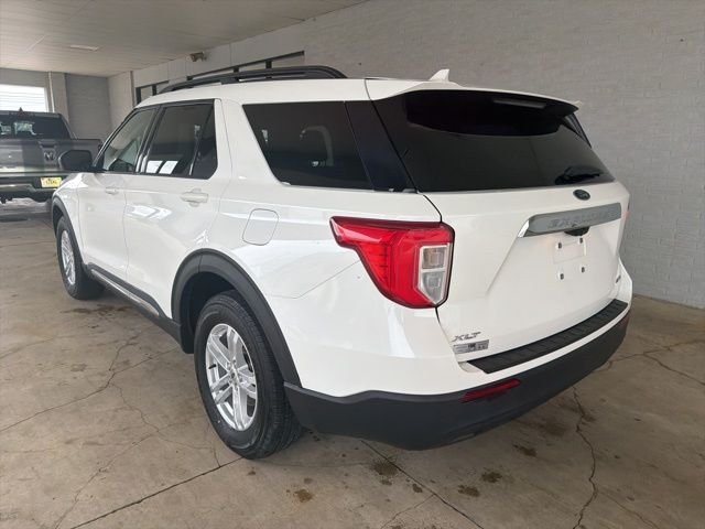 Used 2022 White Ford XLT image 3