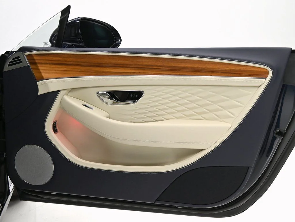 New 2026 Dark Sapphire Bentley  image 21