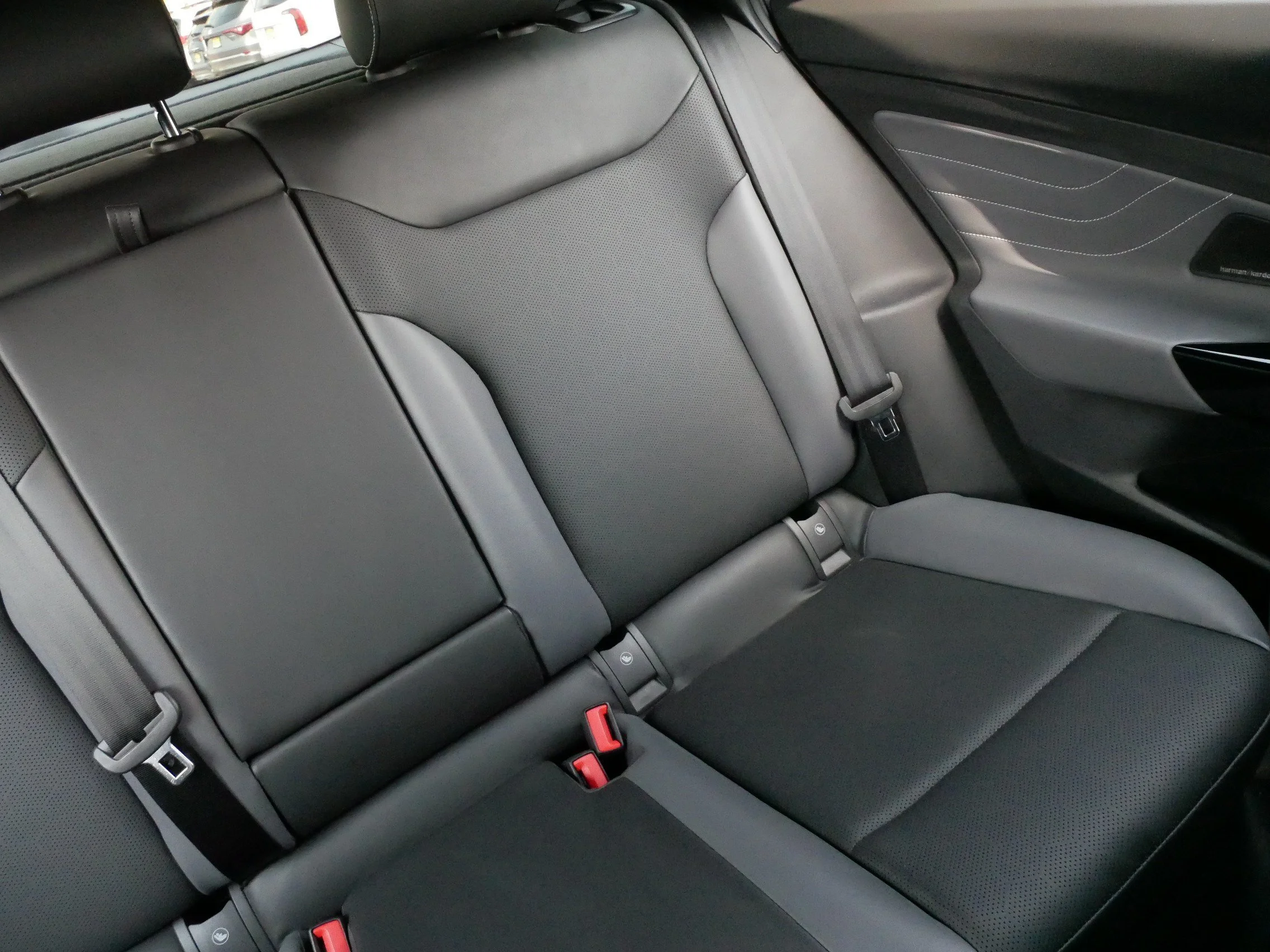 Certified Used 2025 Pure Gray w/Black Roof Volkswagen Pro S Plus image 14
