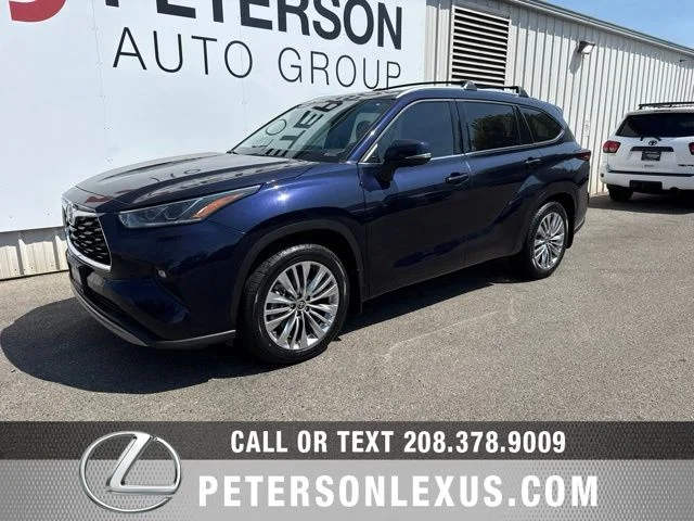 Used 2024  Toyota Platinum image 8